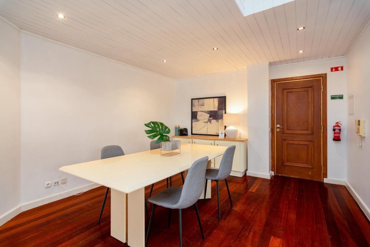Downtown N97 Apartment Setubal
